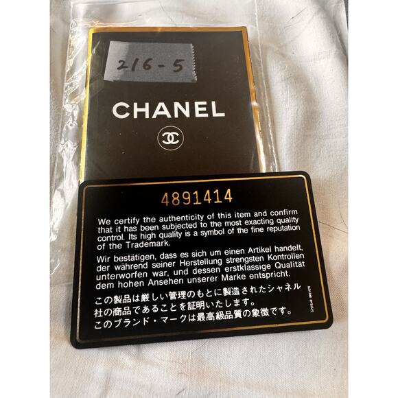 Authentic CHANEL Vintage Black Patent Leather Shoulder Bag 1980s Era - Picture 10 of 15